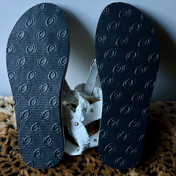 WURL White Braided Thong Sandals – Approx. Size 7 - Picture 7 of 10